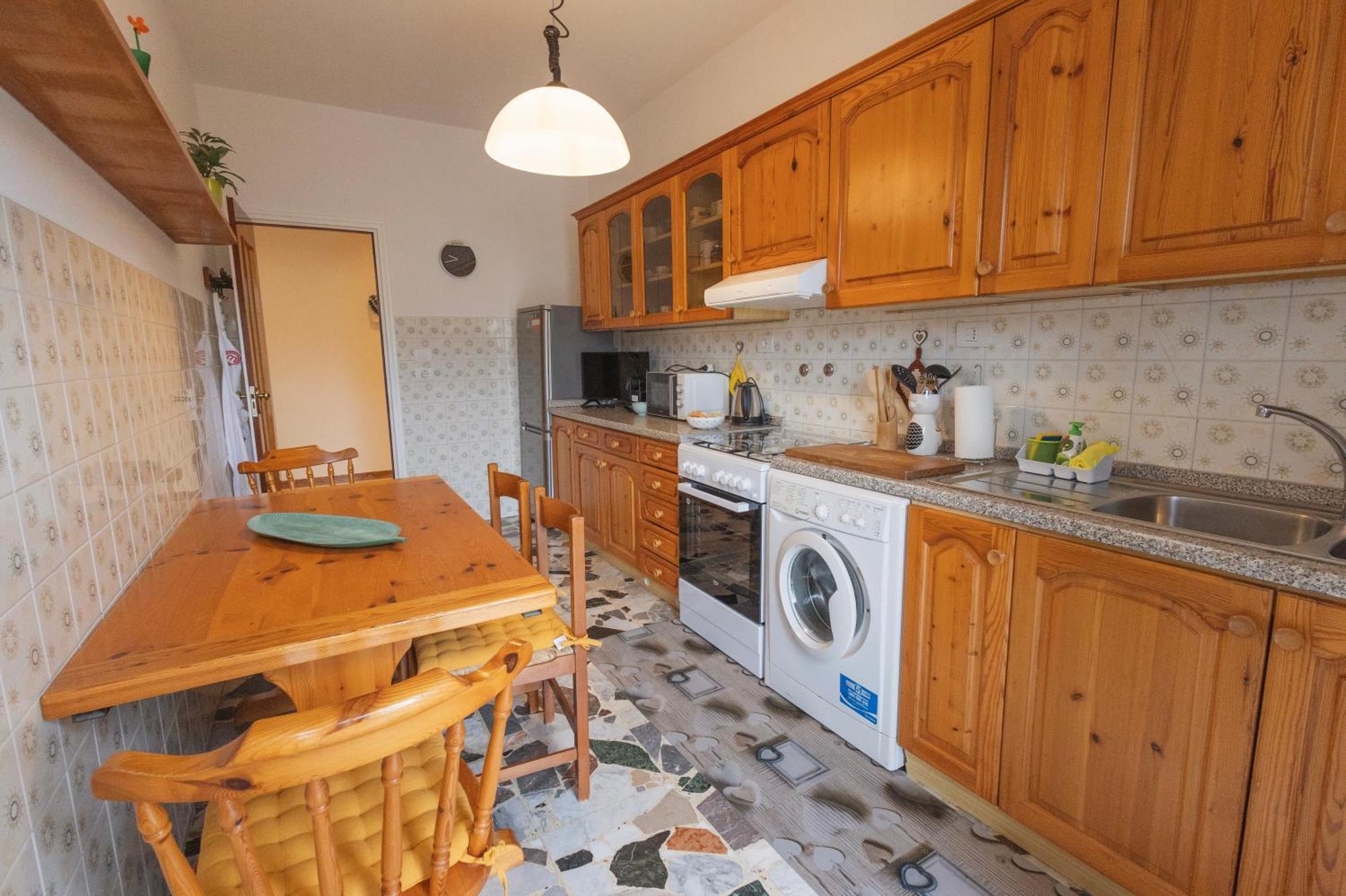 La Casa Della Posta Apartment Vallecrosia Bagian luar foto